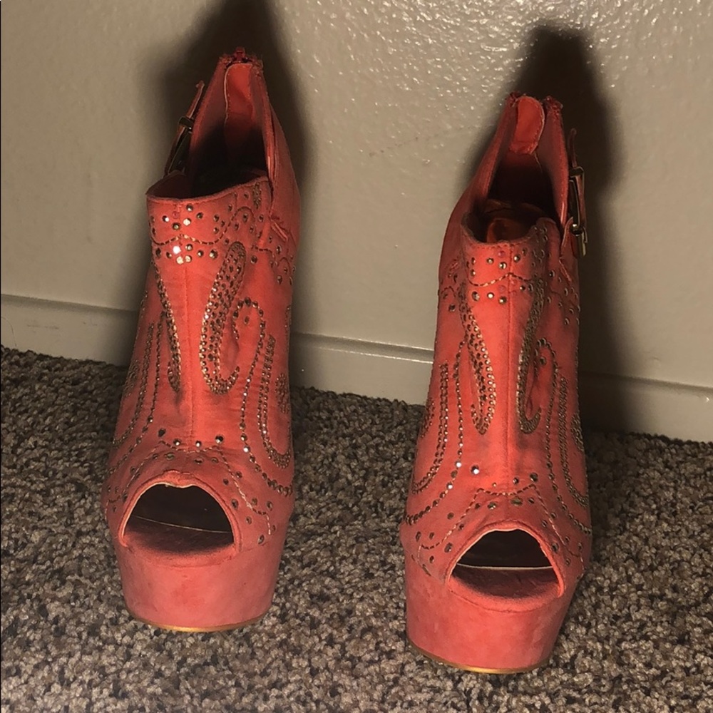 ALBA Heels - Picture 2 of 3